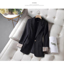Chic Women's Blazer with Modern Check Design
