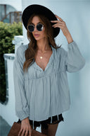 Chic Women's Blouse with Pleated Design and Elastic Sleeves