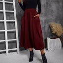 Chic Midi Skirt with Elastic Waist and Pocket Design