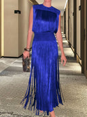 Chic Evening Dress with Flared Hem