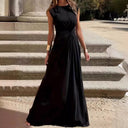 Chic Maxi Dress with Gathered Design and Round Neck