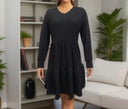 Chic Women's Knit Dress with Flowing Hem