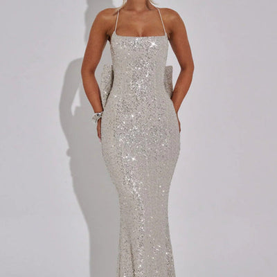 Stunning Evening Gown with Shimmering Sequins and Chic Accents