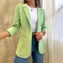Chic Blazer with Refined Cut and Ample Pockets