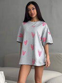 Chic Women's Heart Design T-Shirt
