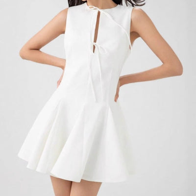 Chic Women's Dress with Knot Accents and Flowing Hem