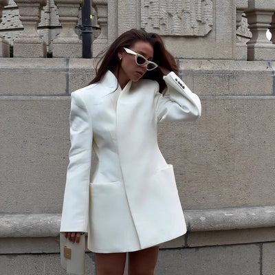 Chic Women's Blazer Jacket with Pockets