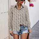 Chic Women's Blouse with Graphic Design and Round Neckline