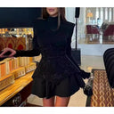 Chic Cocktail Dress with Structured Bodice and Flared Skirt