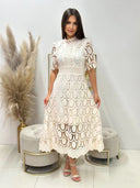 Chic Lace Dress for Effortless Style