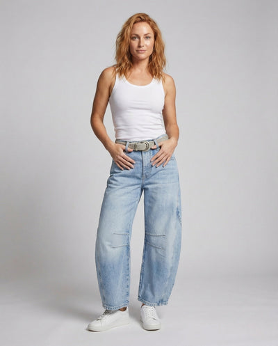 Chic Women's Jeans for Effortless Style