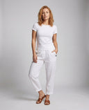 Chic Women's Linen Trousers with Pockets