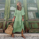 Unforgettable Summer Chic with Daria I