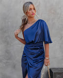 Chic Silk Evening Gown for Sophisticated Occasions