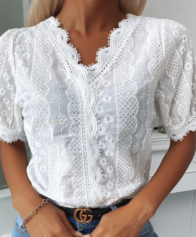 Chic Short-Sleeve Lace Top for Daily Style
