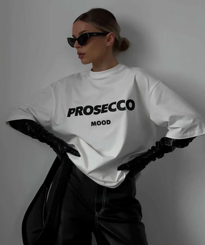 Chic Prosecco Graphic Tee for Style Enthusiasts