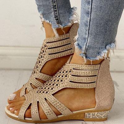 Orthopedic Sandals with Low Heel Design