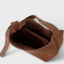 Olivia – Chic Shoulder Bag for Any Occasion
