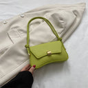 Olivia Vintage Canvas Crossbody Bag for Everyday Wear