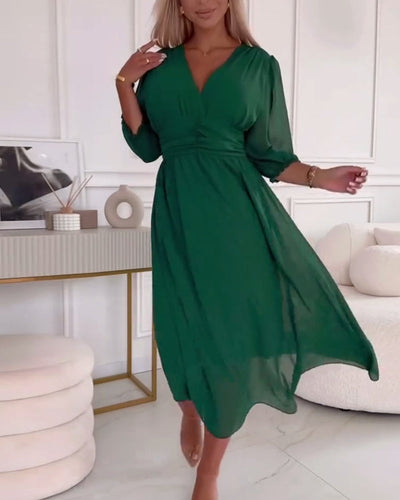 Chic Heart Neckline Solid Color Dress