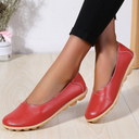 Chic Slipper for Effortless Style