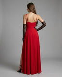 Chic Evening Dress with Flowing Skirt and Deep Slit