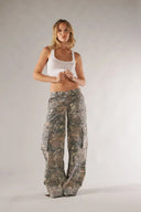 Stylish Women's Cargo Trousers in Trendy Styles
