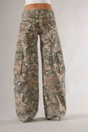 Stylish Women's Cargo Trousers in Trendy Styles