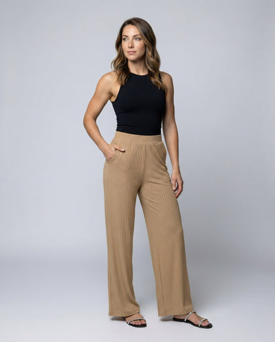 Stylish Wide-Leg Summer Pants with Ribbed Texture