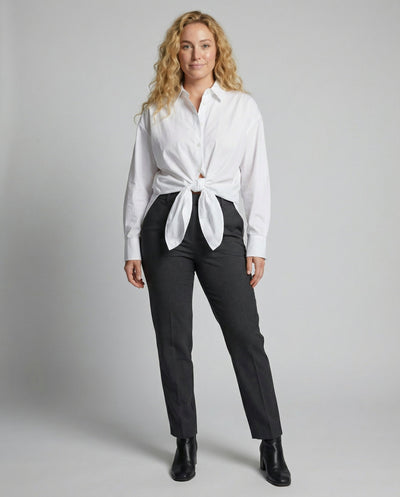 Chic Long-Sleeve Blouse with Stylish Tie