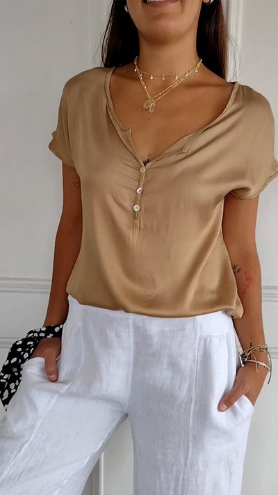 Stylish V-Neck Tee for Everyday Wear